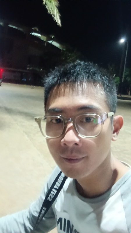 龙龙的第二张照片--徐闻上门女婿服务网